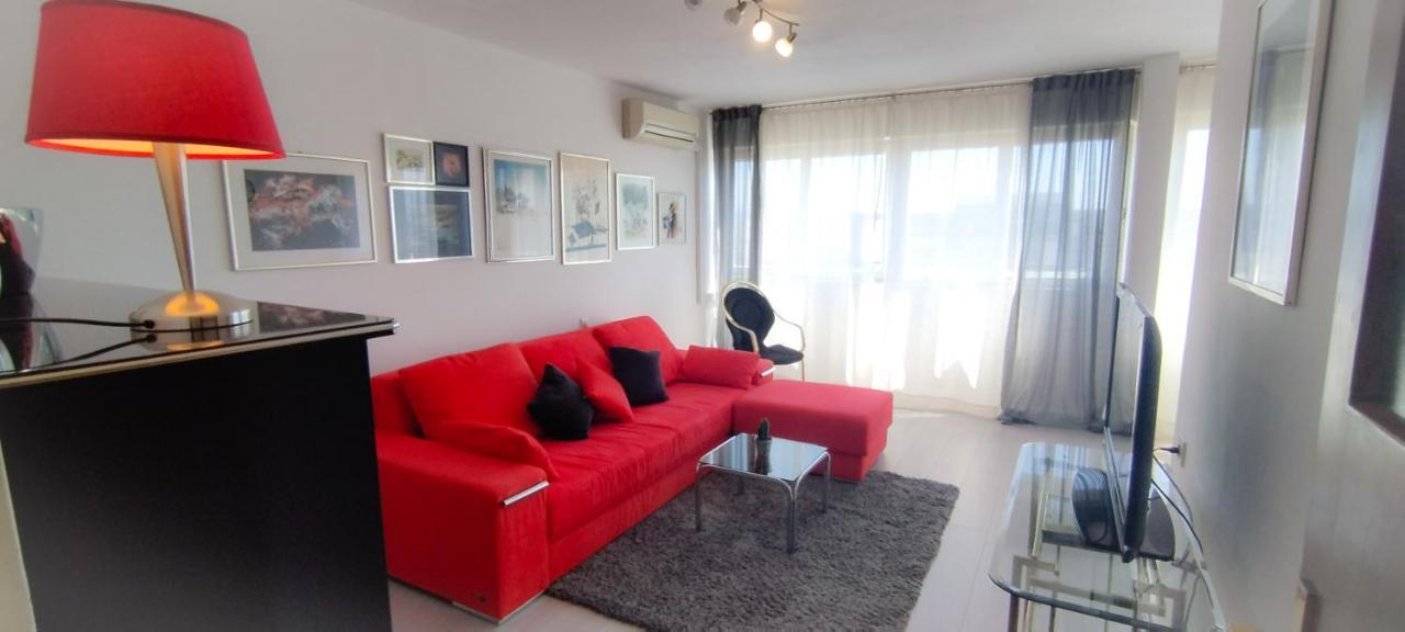 La Stella Apartment สปลิท ภายนอก รูปภาพ